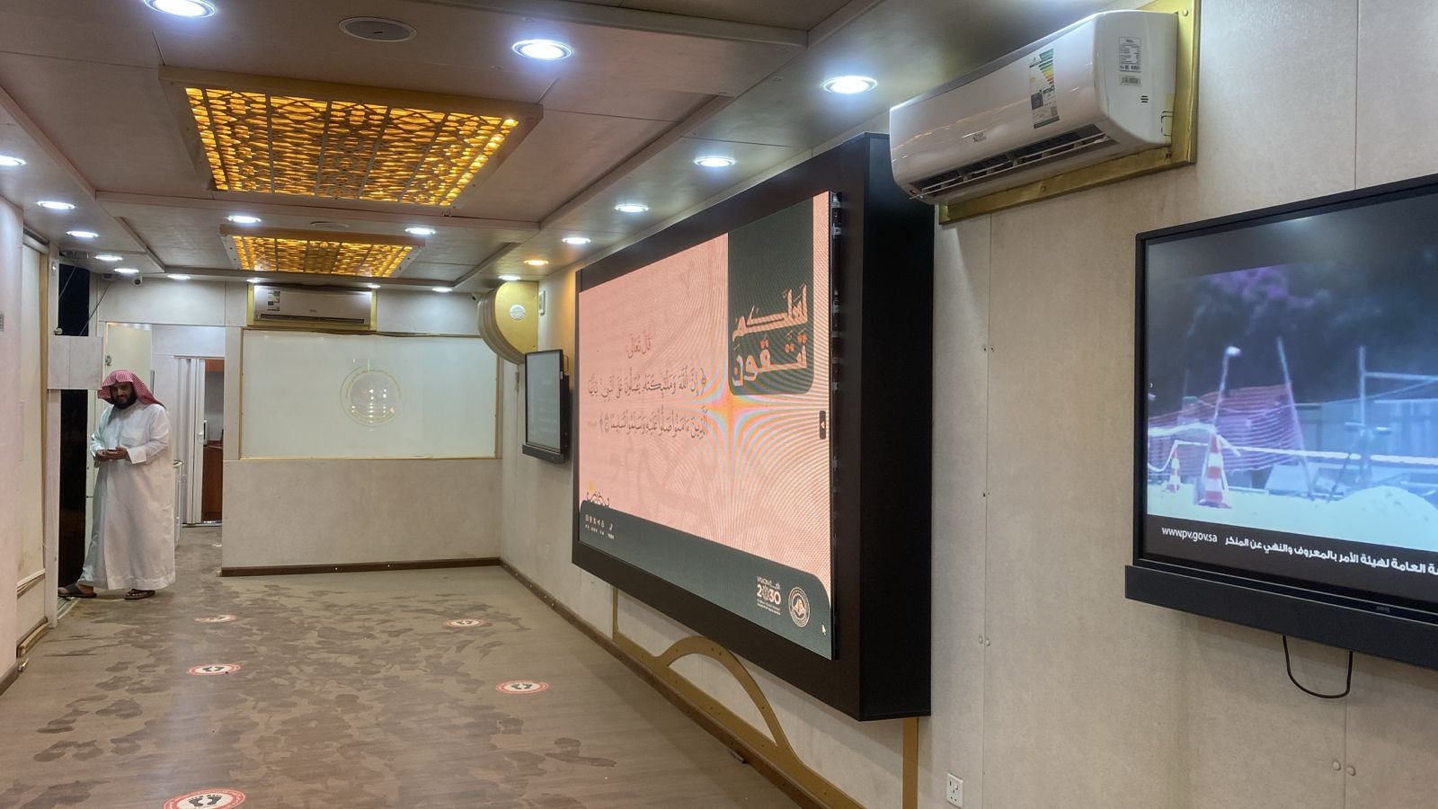 NN1-460924-3.jpg